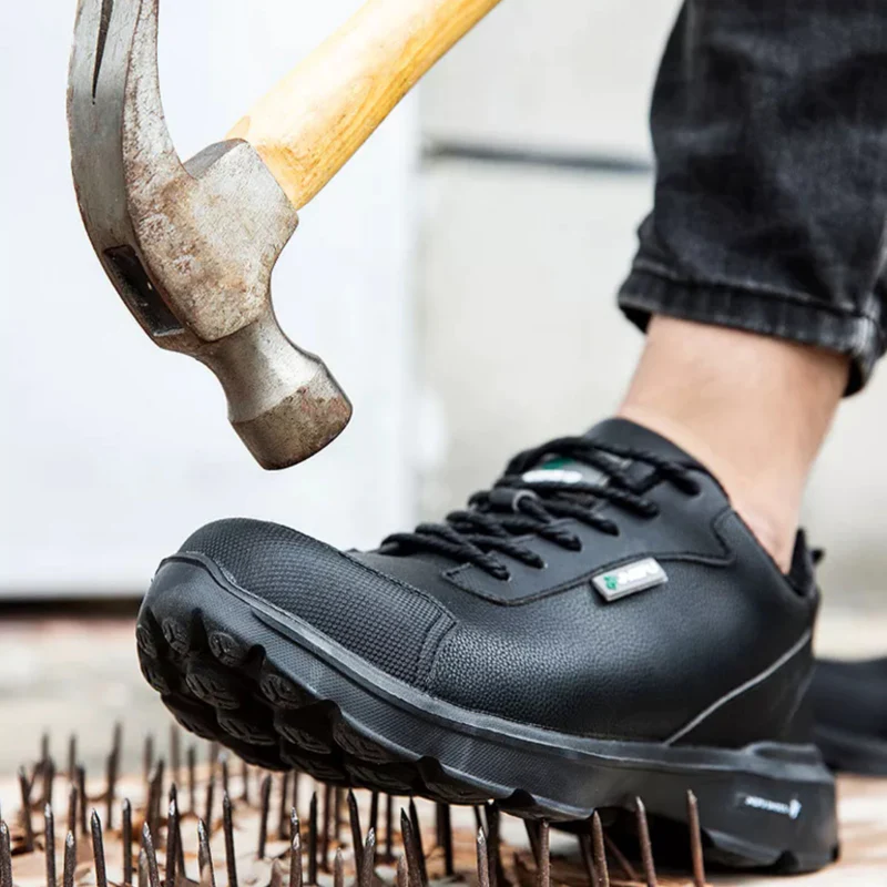 World's lightest best sale safety shoes